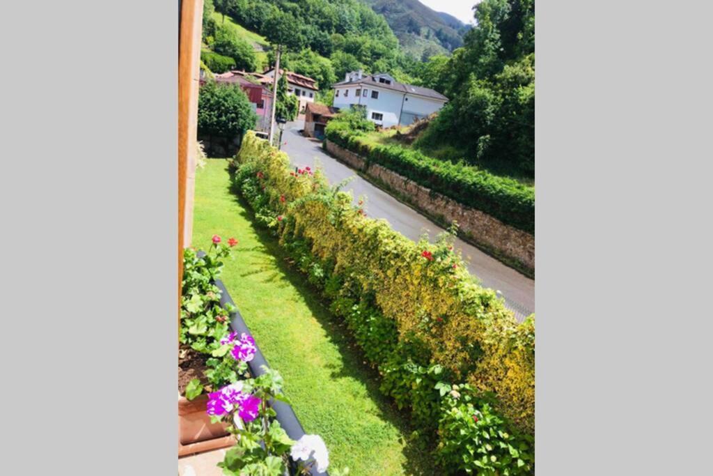 Apartamento El Cortijo Cangas de Onis Exterior photo